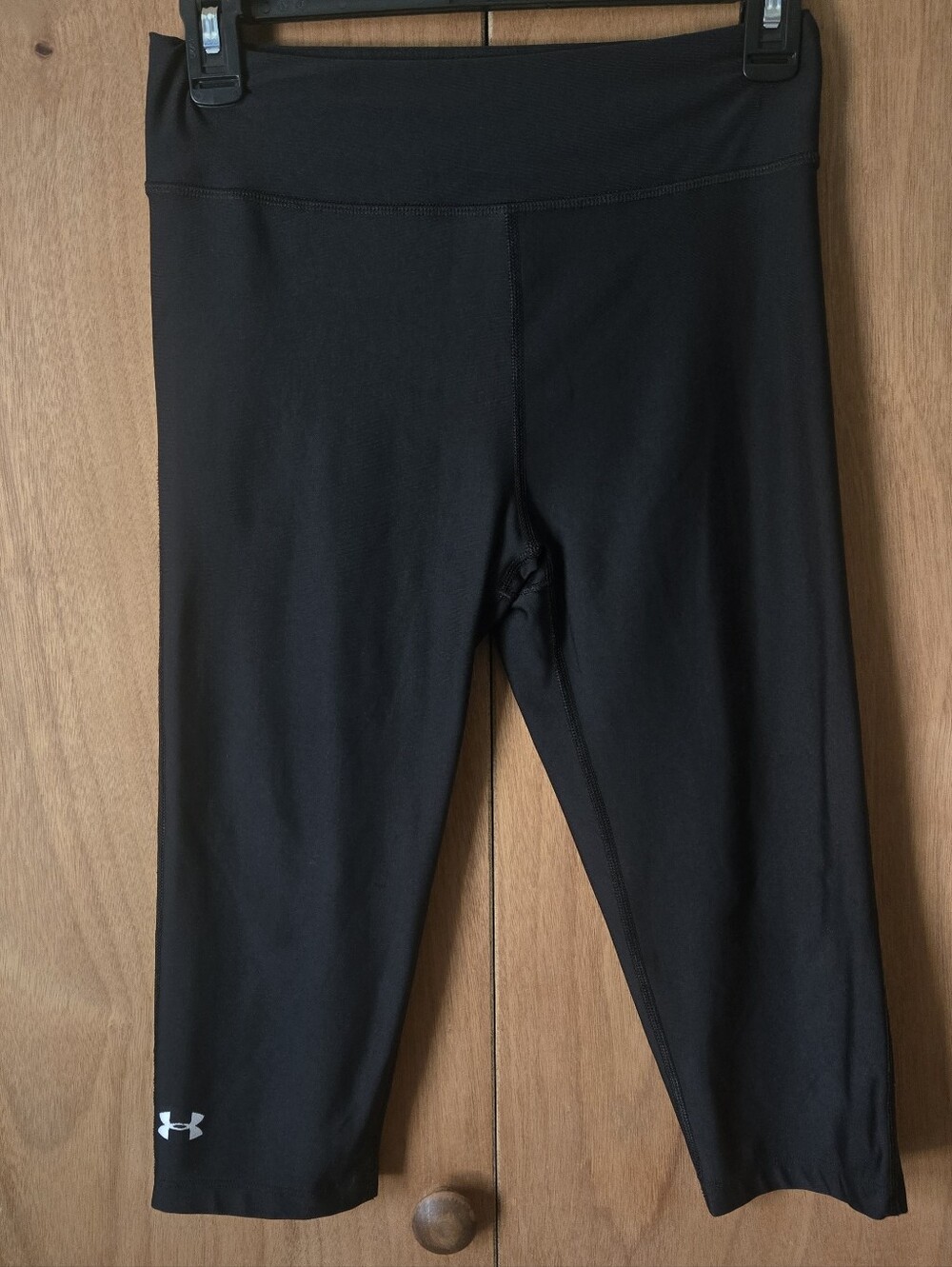 Under Armour Women's Black Performance Capri Leggings